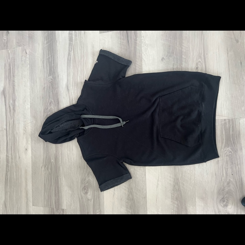 short-sleeve hoodie